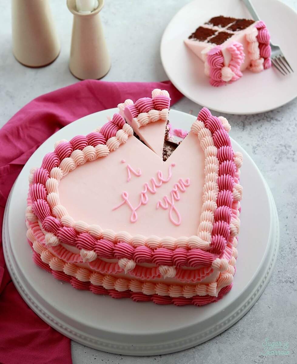 Vintage Heart Cake Tutorial Sugar Sparrow Vintage Heart Cake Tutorial Sugar Sparrow