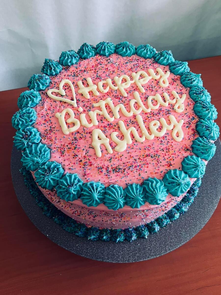 Writing On Cake When You Re Not Good At It R Cakedecorating Writing On Cake When You Re Not Good At It R Cakedecorating